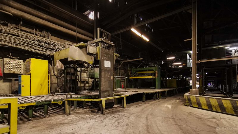 Fahrweg Schiebebuehne Pressen Hangseite